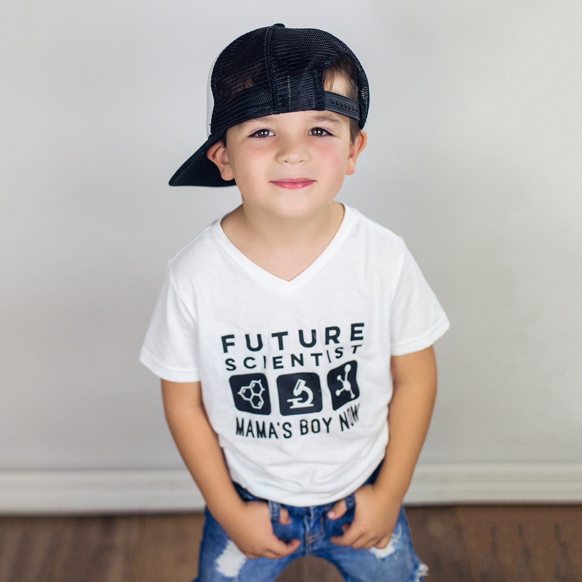 FUTURE SCIENTIST MAMA'S BOY NOW Short Sleeve T-shirt